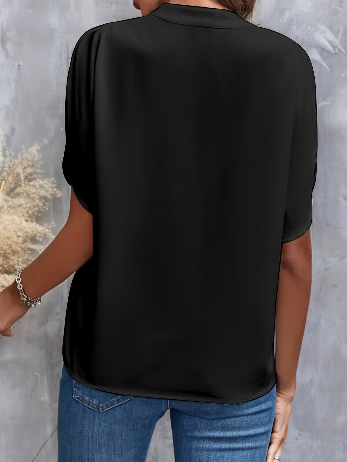 MIEKE | Blouse unie à col en V