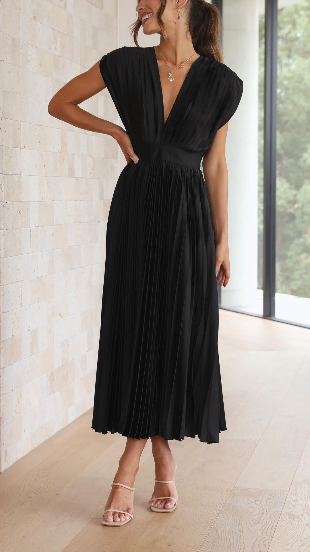 MARIA | Robe plissée élégante