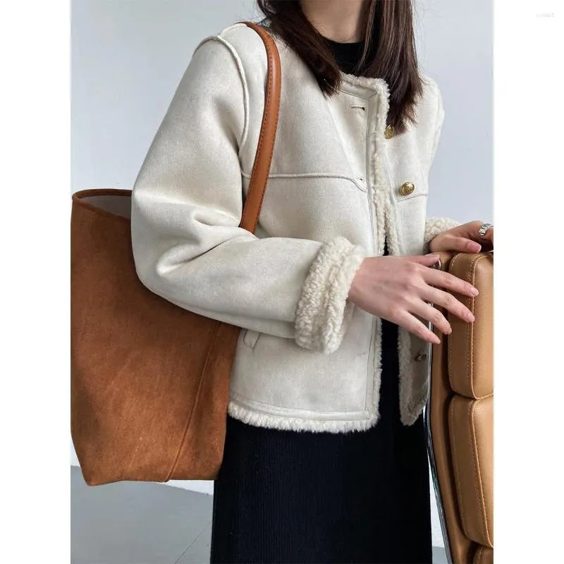 ZELIE | Chaleur intemporelle avec style