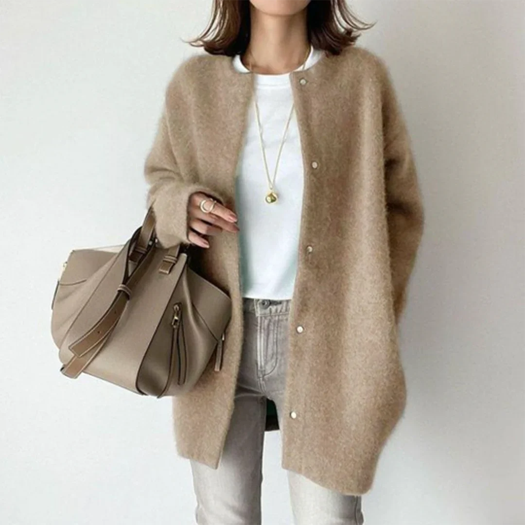 GIULIA | Luxury and Warm Cardigan