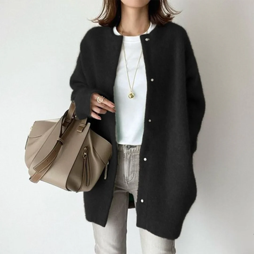 GIULIA | Luxury and Warm Cardigan